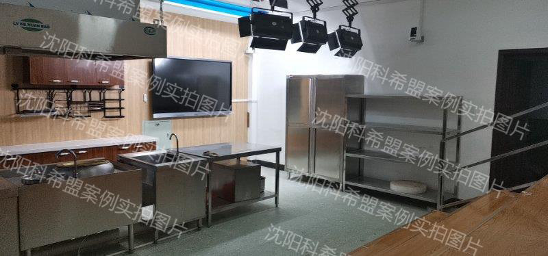 锦州现代服务学院烹饪专业